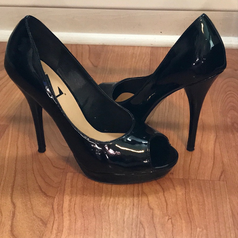 Peep Toe